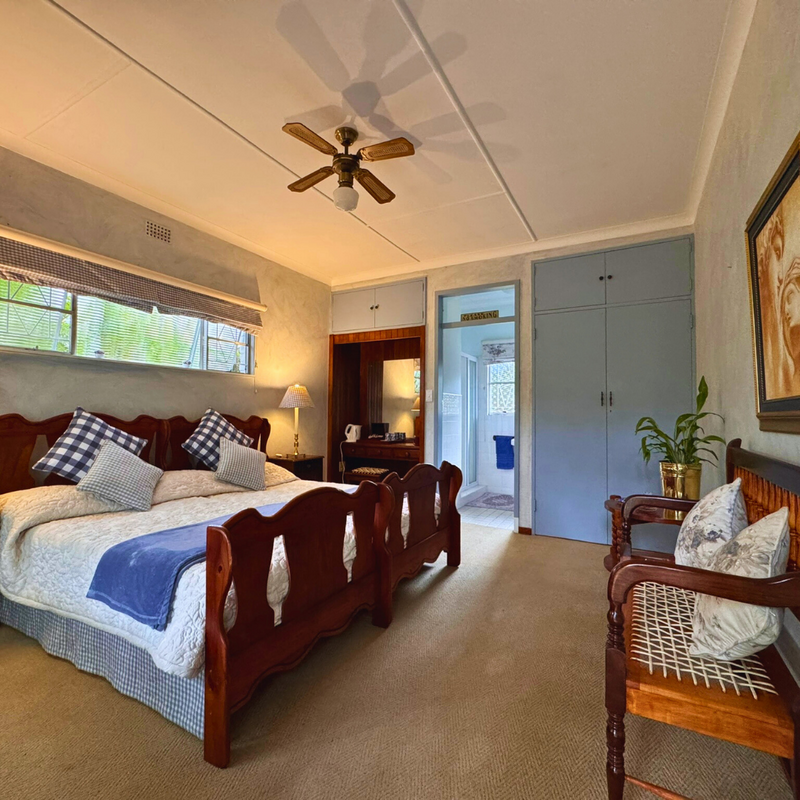 Unit 1 Standard Twin Room Inside